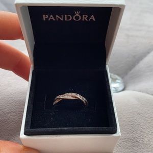 PANDORA ROSE GOLD 🌹 Sparkling Twisted Lines Ring